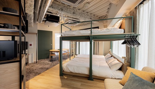 Deluxe Room, 4 Bedrooms, Non Smoking, Kitchen