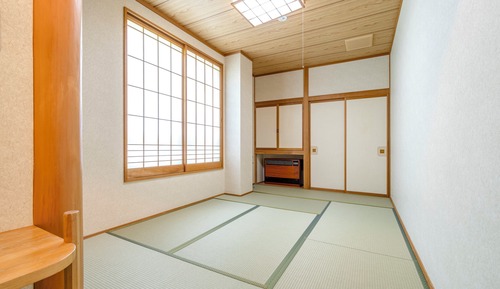 [3F - Room for 2 people] No Bath/Toilet, Non Smoking