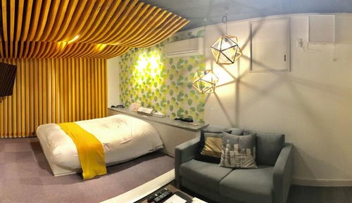 Deluxe Suite