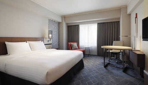 Room, 1 King Bed, Smoking