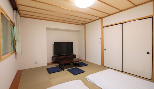 Traditional Triple Room, Non Smoking