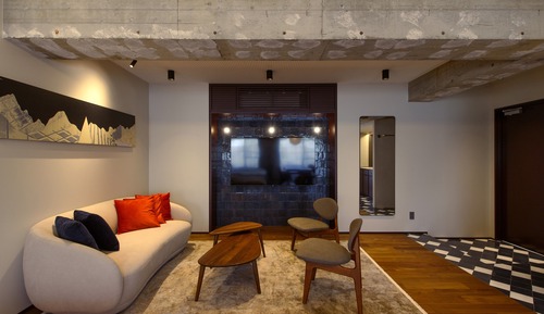 Deluxe Studio Suite