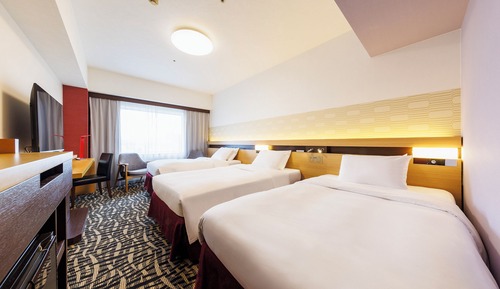 East Wing - SUPERIOR TWIN (For 3 adults), Non Smoking (1 bed for over age of 7)