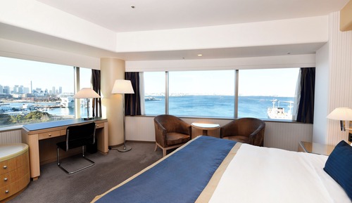 [Late Check-in at 5PM] Tower Bay View Double, Non Smoking 