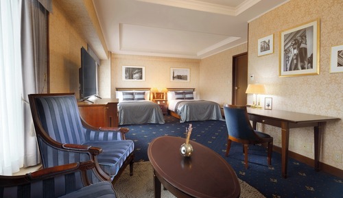 Classic Luxury Twin Room for 3 people, Non Smoking