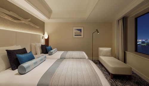 Premier  Floor Corner Suite Twin Rainbow Bridge Side, Non Smoking