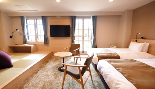 2F, Mt. Daimonji View Twin w/ Tatami Room, NS, 4 Adults (Dinner plan requires check-in by 5 PM)