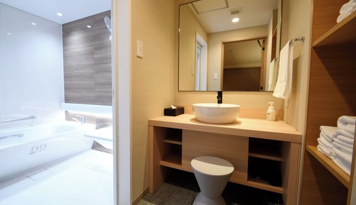 3F/4F, Deluxe Room, Non Smoking, 4 Adults (Dinner plan requires check-in by 5:00 p.m.)
