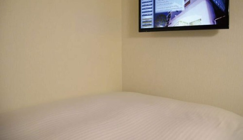 Single Room, Smoking