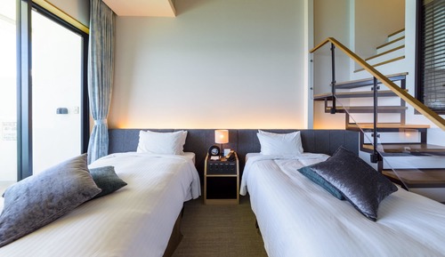 Executive Loft, 2 Twin Beds, Non Smoking, Oceanfront (with Extra Bed)