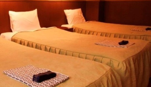 Triple Room, Smoking