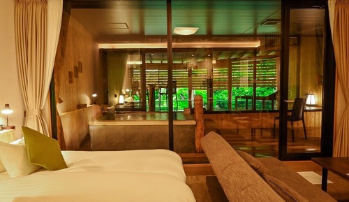 Room 11 Suite with Hot Spring Bath
