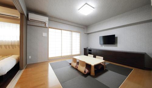Twin Room with Tatami Area - Non-Smoking