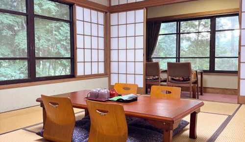 Japanese-Style Room