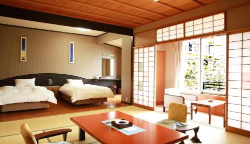 Standard Twin Room with Garden View