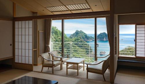 Japanese-Style Quadruple Room