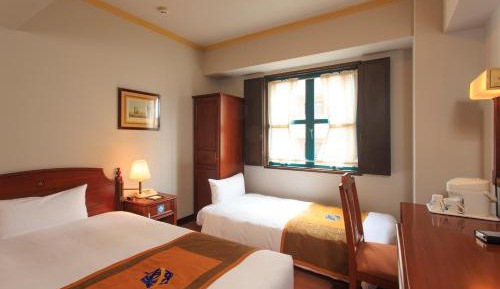 Casual Twin Room - Non-Smoking