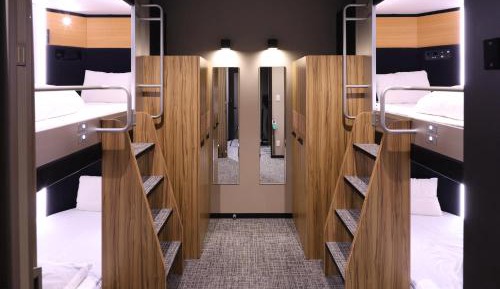Quadruple Room with Shared Bathroom for Male
