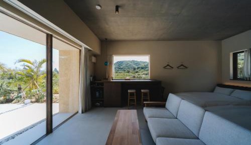 Triple Room with Pool View