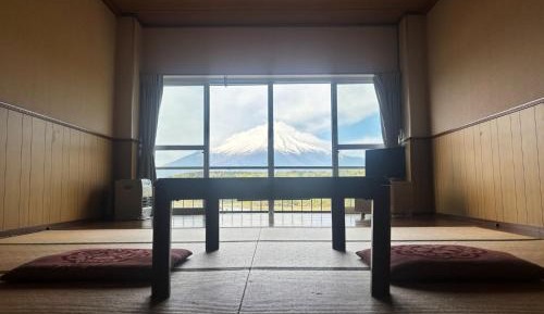 Japanese-Style Room