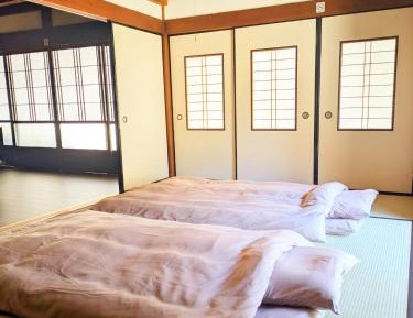 Japanese-Style Room