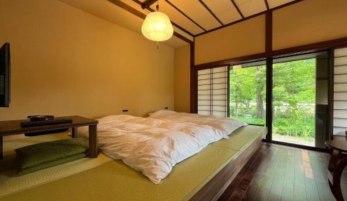 Japanese-Style Room