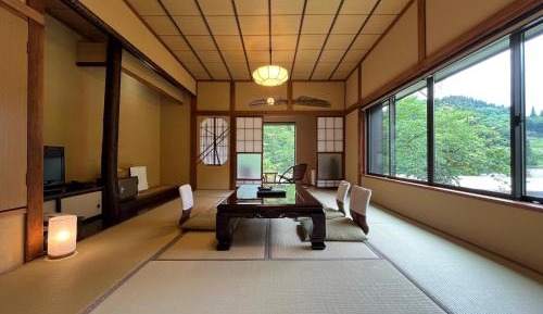 Japanese-Style Quadruple Room
