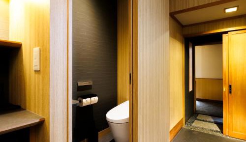 Twin Room with Private Bathroom