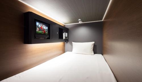 Standard Capsule Room for Male