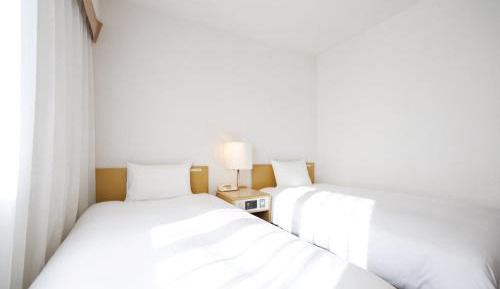 Twin Room - Non-Smoking