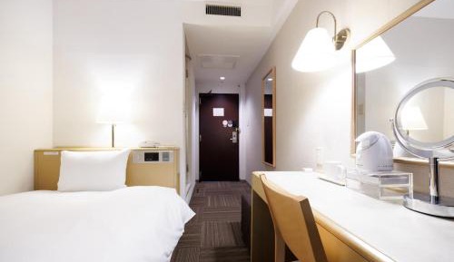 Female Single Room - Non-Smoking