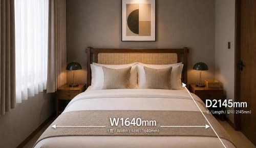 Two-Bedroom Deluxe Apartment with Balcony
