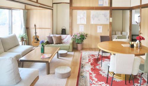Quadruple Room with Shared Bathroom