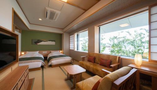 Deluxe Quadruple Room