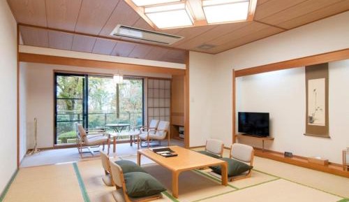 Japanese-Style Room with Bath
