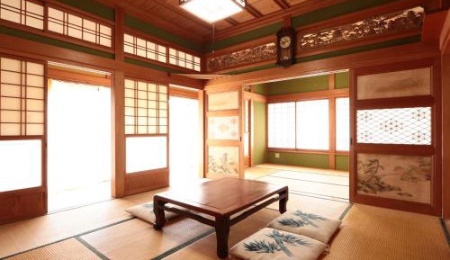 Standard Family Room