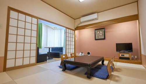 Japanese-Style Room