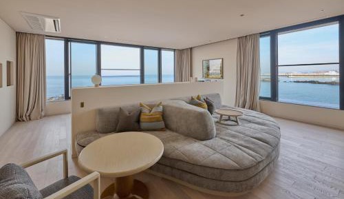 Sokai Premium Suite, Non-Smoking