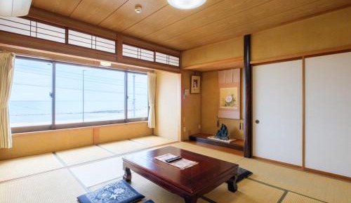 Japanese-Style Room