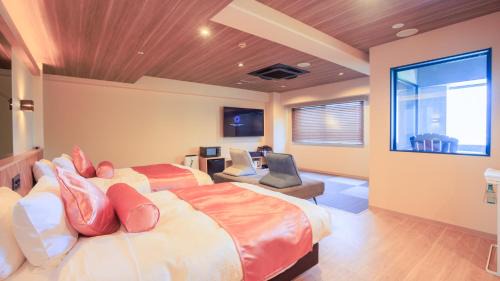 Modern Junior Suite with Terrace Open-Air Bath