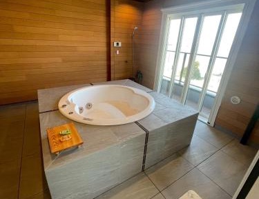 Standard Twin Room with Sea View