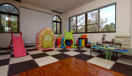 Superior Family Room