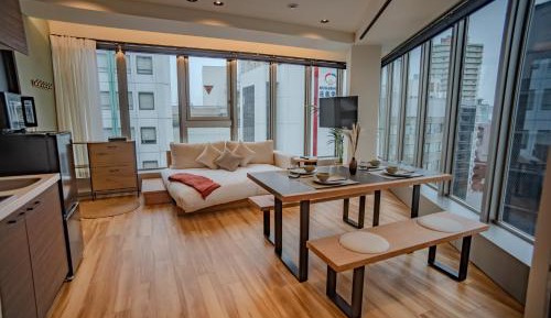 Studio Apartment with Queen Bed