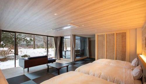 Junior Suite Japanese-Style Triple Beds Room with Private Open-Air-Bath - Shower Only - Non-Smoking  