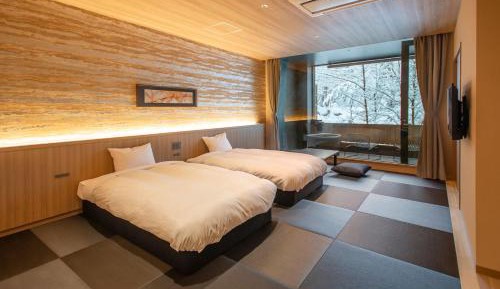 Junior Suite Japanese-Style Twin Beds Room with Private Open-Air-Bath - Shower Only - Non-Smoking