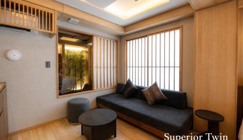 Superior Twin with Indoor Zen Garden & Complimentary Craft Drinks for 4 guests ( 506 sqft )