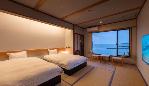 Twin Room with Sea View