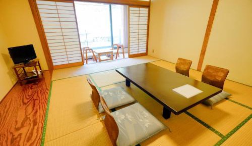 Japanese-Style Quadruple Room