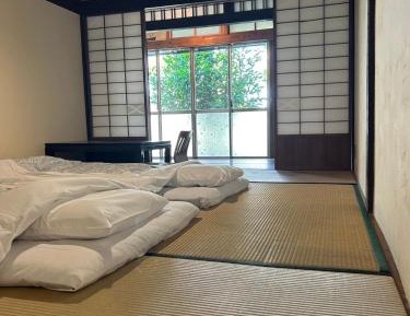Triple Room with Shared Bathroom