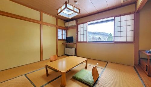Japanese-Style Room